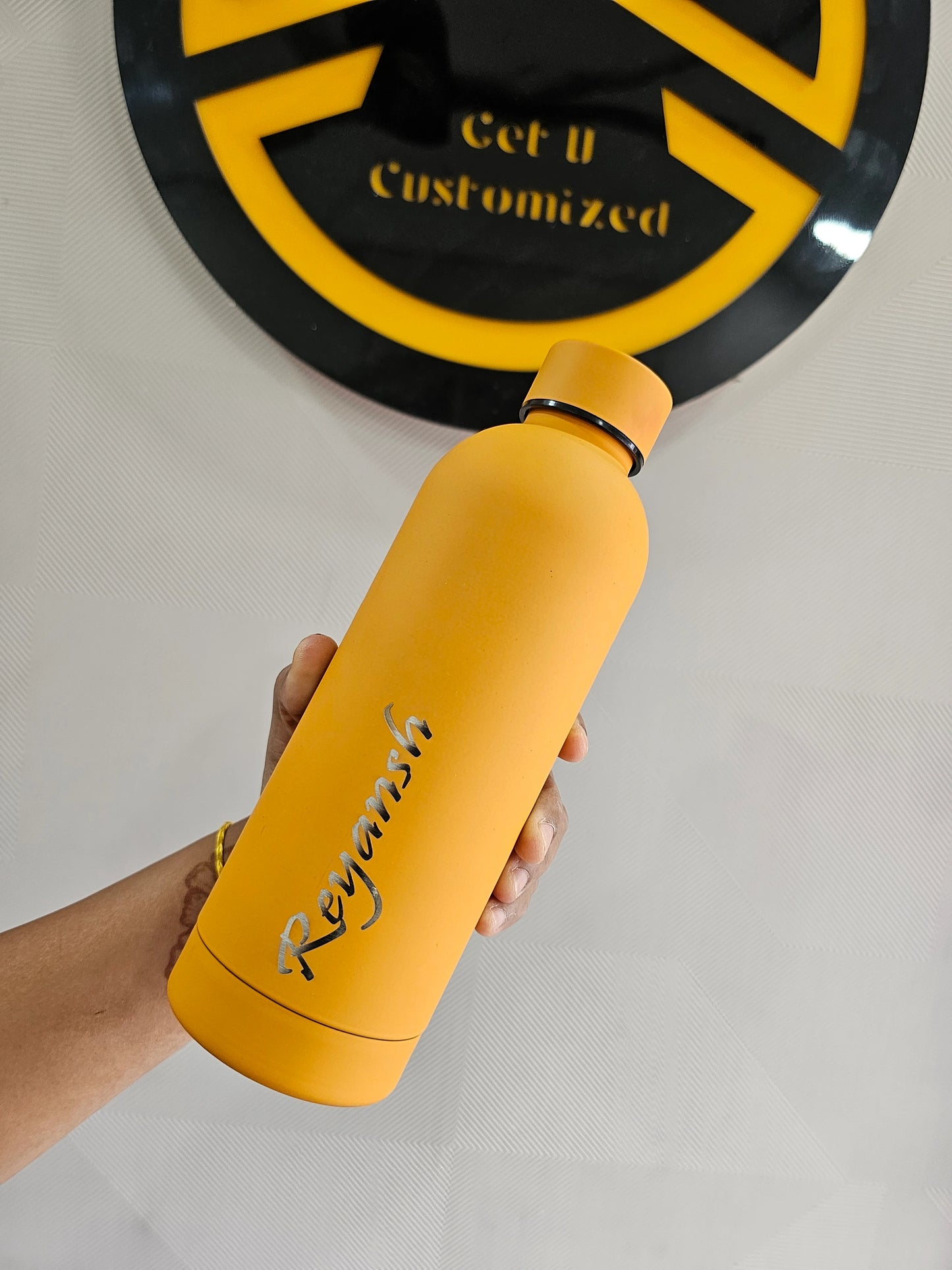 Personalized Double-Insulated Stainless Steel Water Bottle – Leakproof, BPA-Free, All-Day Hot & Cold!