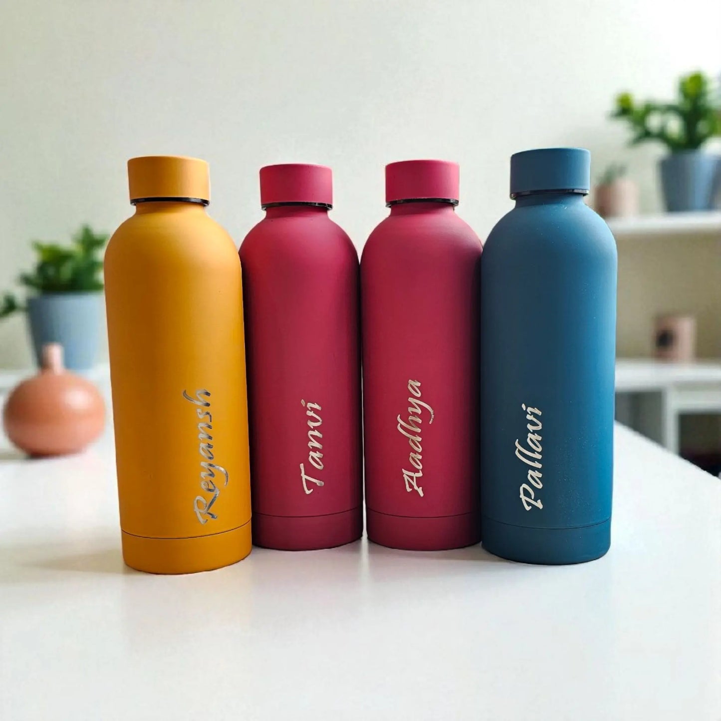 Personalized Double-Insulated Stainless Steel Water Bottle – Leakproof, BPA-Free, All-Day Hot & Cold!