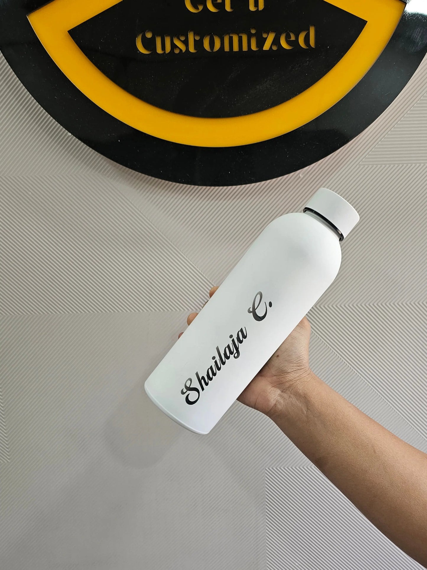 Personalized Double-Insulated Stainless Steel Water Bottle – Leakproof, BPA-Free, All-Day Hot & Cold!